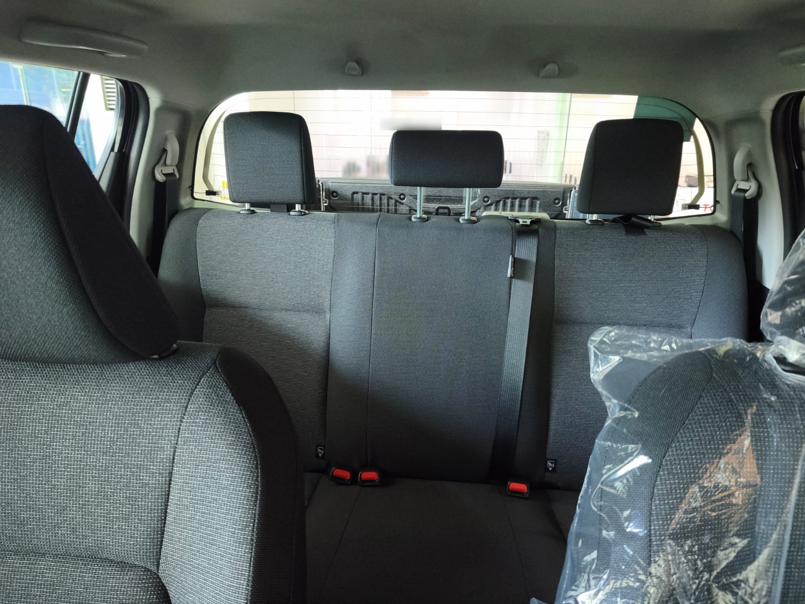 2026 TOYOTA HILUX DOUBLE CAB E 2.8 2WD AT White image 21