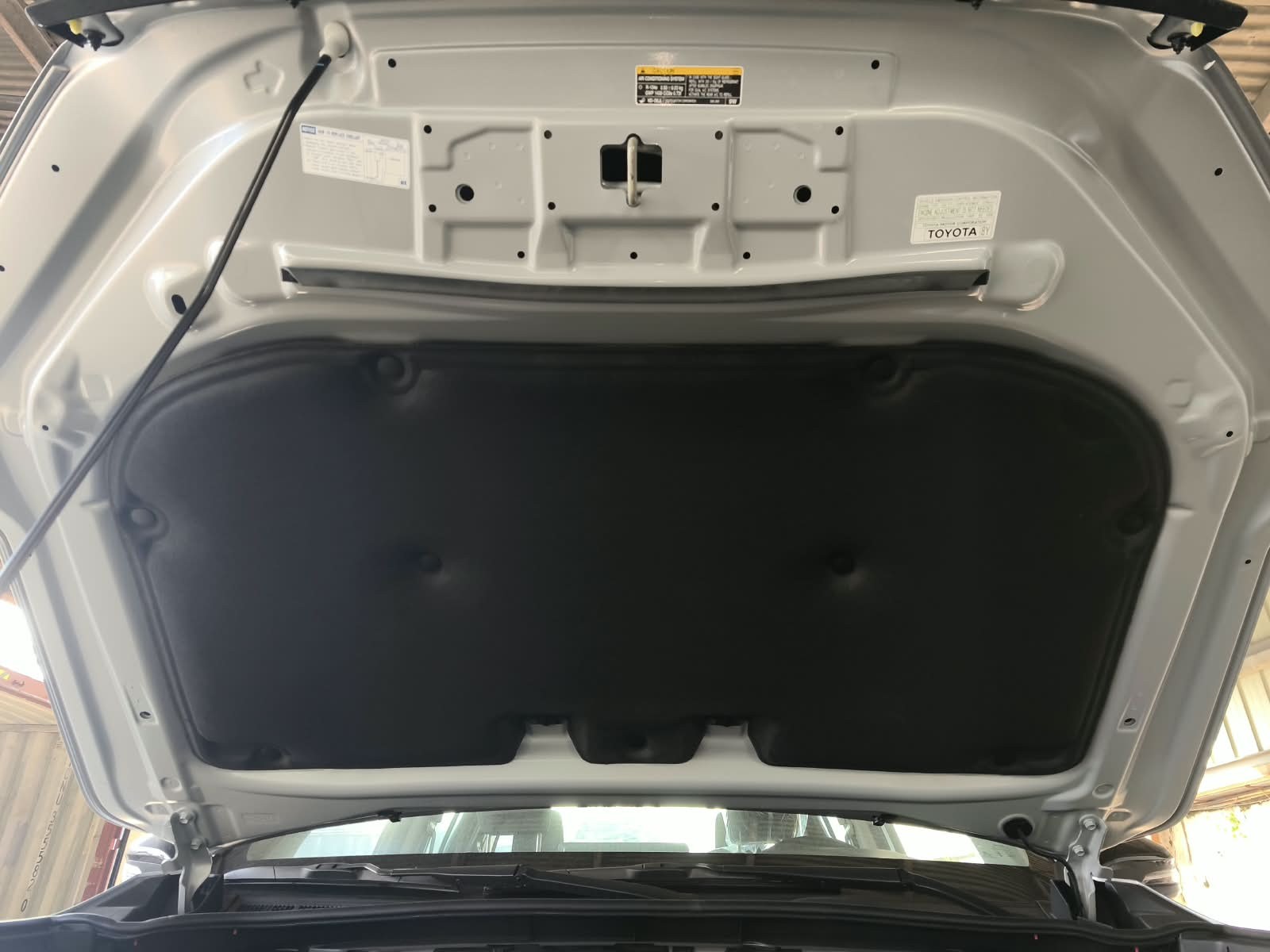 2026 TOYOTA HILUX DOUBLE CAB E 2.8 4WD MT Silver image 29