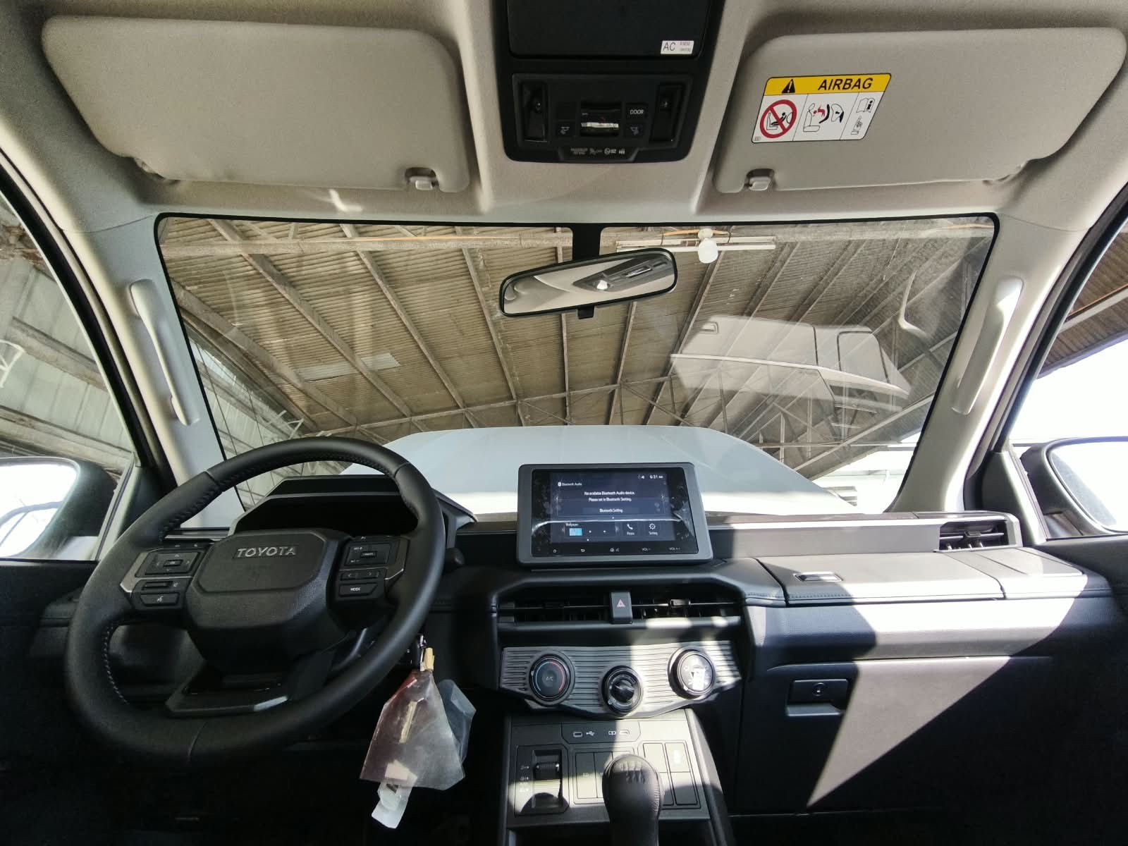 2026 TOYOTA HILUX DOUBLE CAB E 2.8 4WD MT Silver image 20