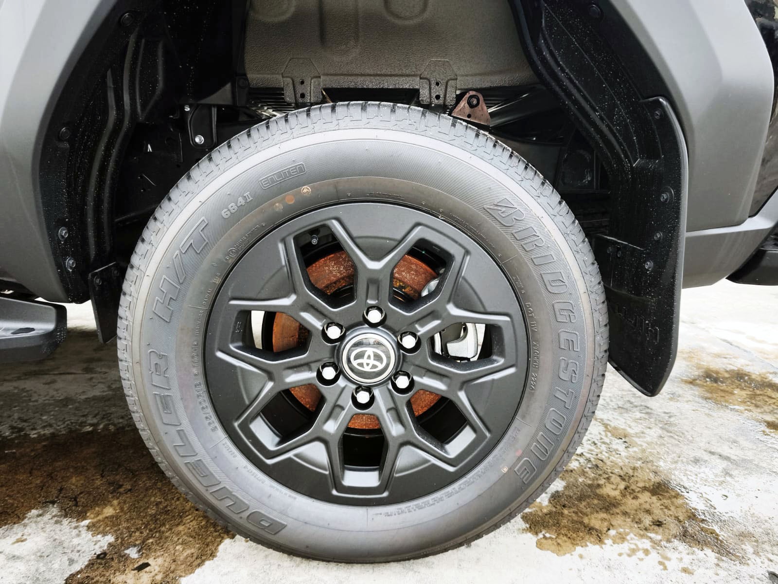 2026 TOYOTA HILUX DOUBLE CAB CONQUEST 2.8 4WD AT Black image 12