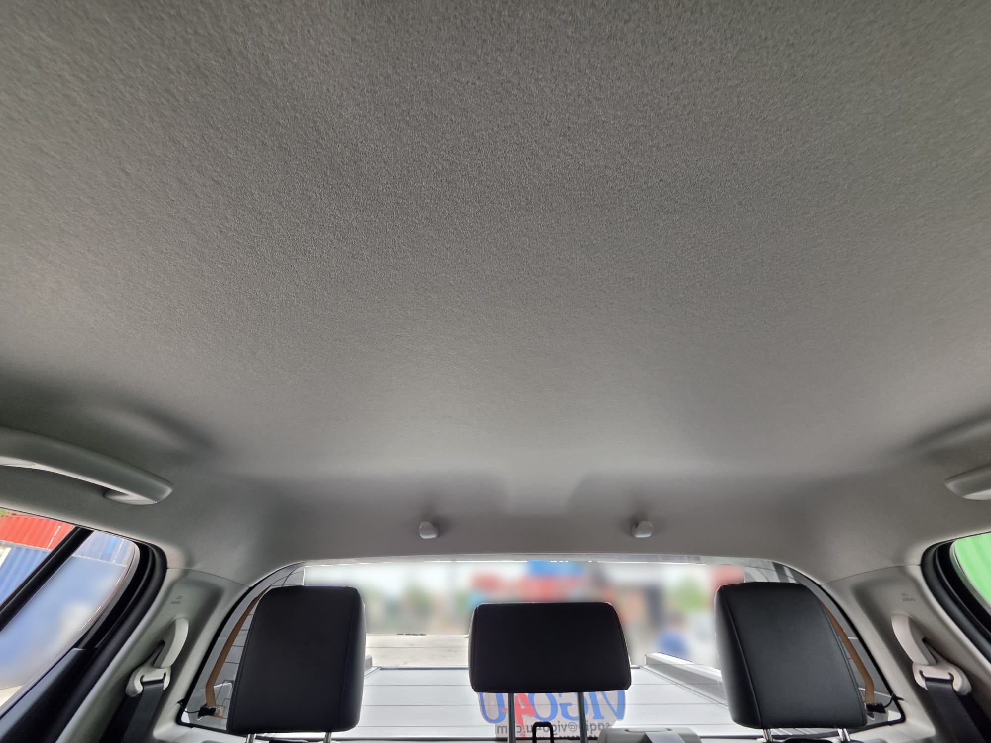 2026 TOYOTA HILUX DOUBLE CAB TRAILHUNTER 2.8 4WD AT White image 30