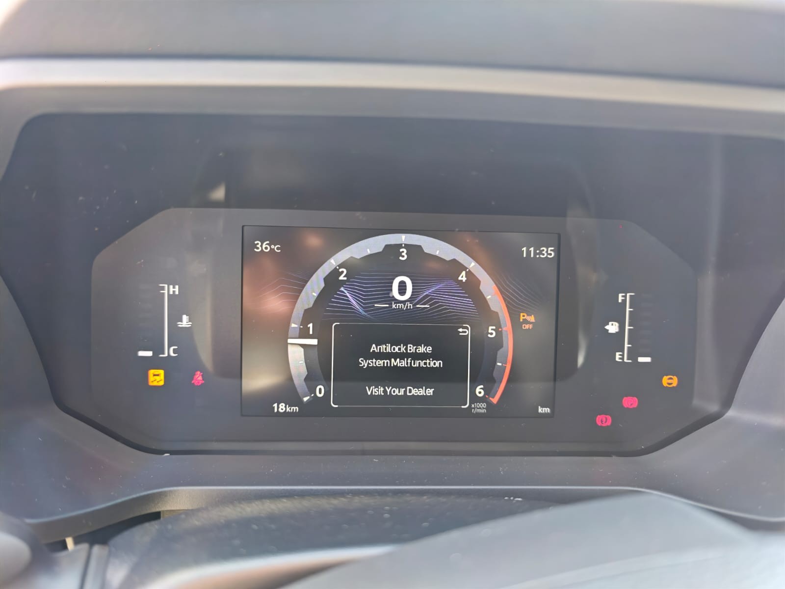 2026 TOYOTA HILUX DOUBLE CAB E 2.8 4WD MT Silver image 28