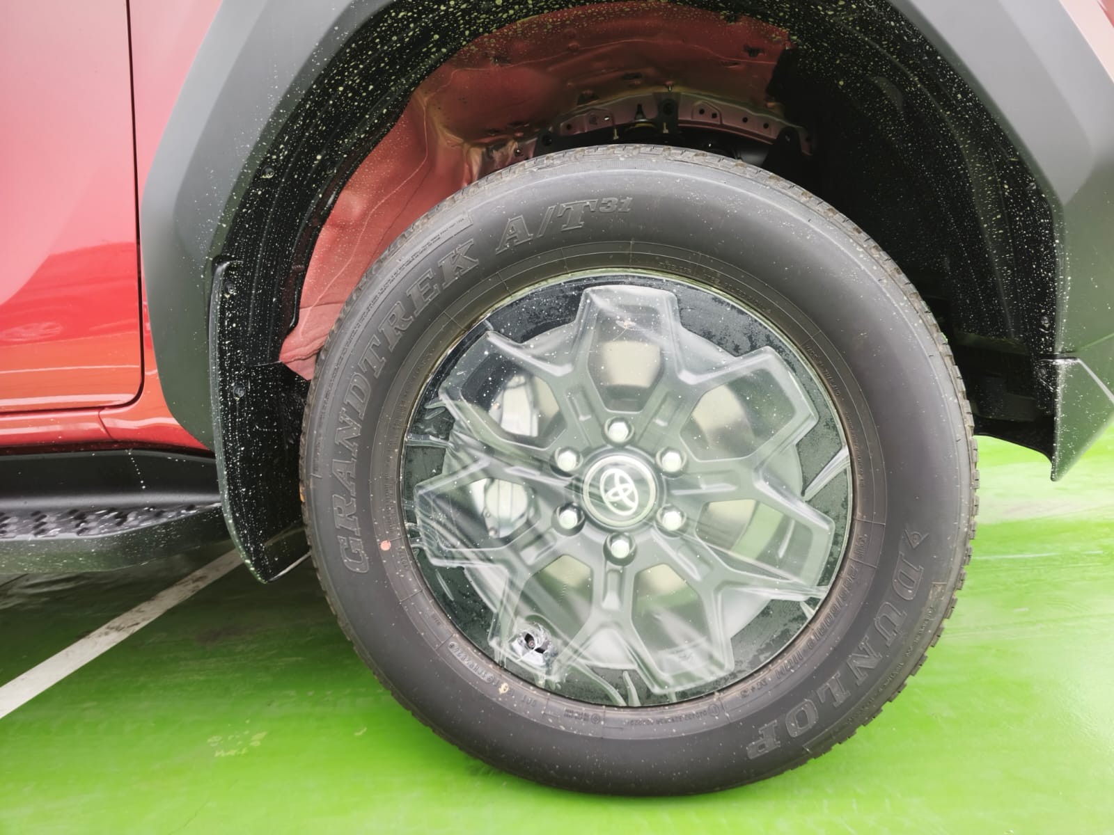 2026 TOYOTA HILUX DOUBLE CAB CONQUEST 2.8 4WD AT Red image 12
