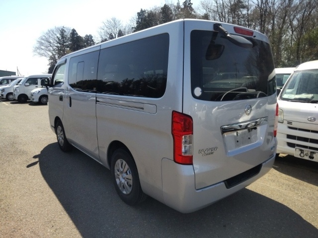 NISSAN CARAVAN VAN 2015 (2WD) image 5