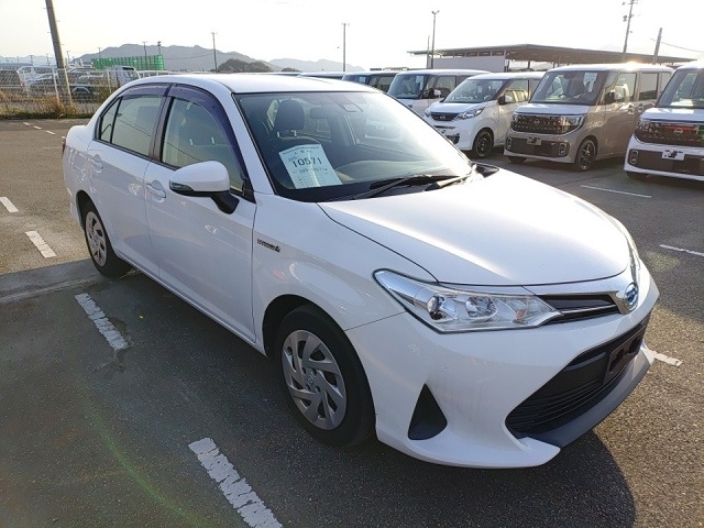 Toyota Aqua 2018 (S- Package) image 2