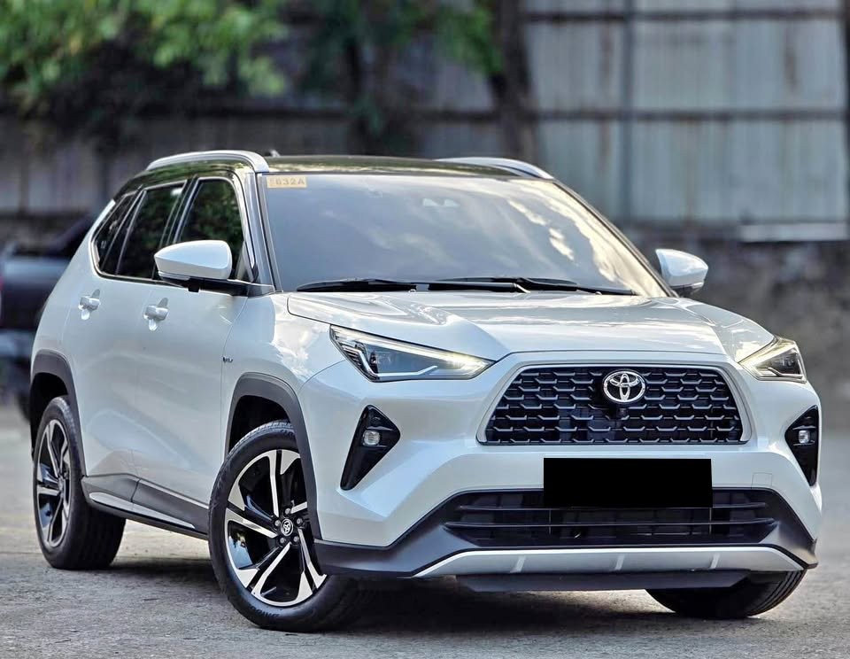 2027 TOYOTA YARIS CROSS SUV S HEV 1.5 2WD AT White image 4