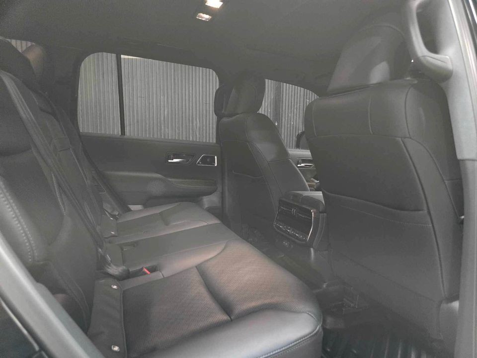 2027 TOYOTA LAND CRUISER SUV ZX 3.3 4WD AT Black image 5