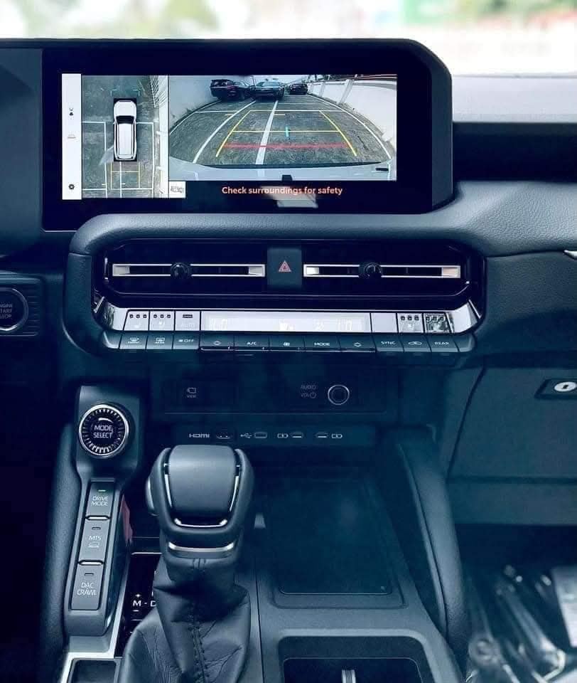 2027 TOYOTA LAND CRUISER PRADO SUV 2.4 4WD AT White image 2