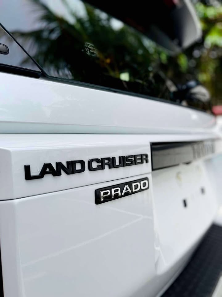 2027 TOYOTA LAND CRUISER PRADO SUV 2.4 4WD AT White image 5