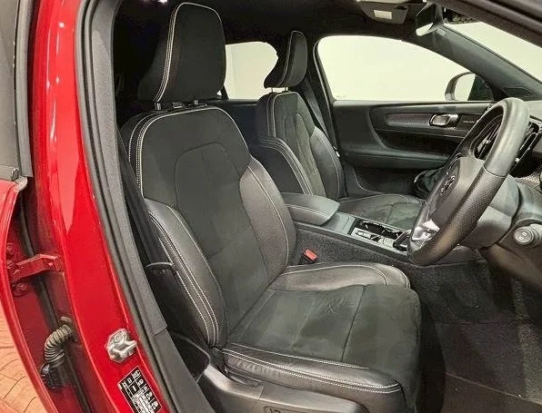 Volvo XC40 AWD 4WD 2020 Red image 6