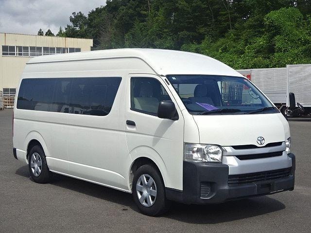 TOYOTA HIACE COMMUTER 2017 WHITE image 2