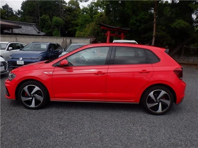 Volkswagen Polo GTI Red 2022 image 2
