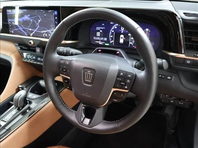 Toyota Crown Sport Z Black 2024 image 2