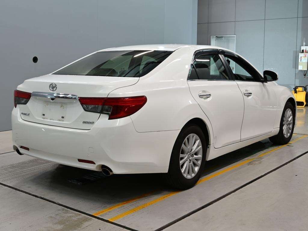 TOYOTA MARK X 2015 image 2