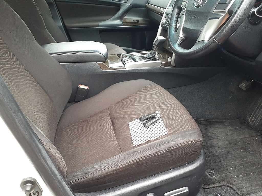 TOYOTA MARK X 2015 image 8
