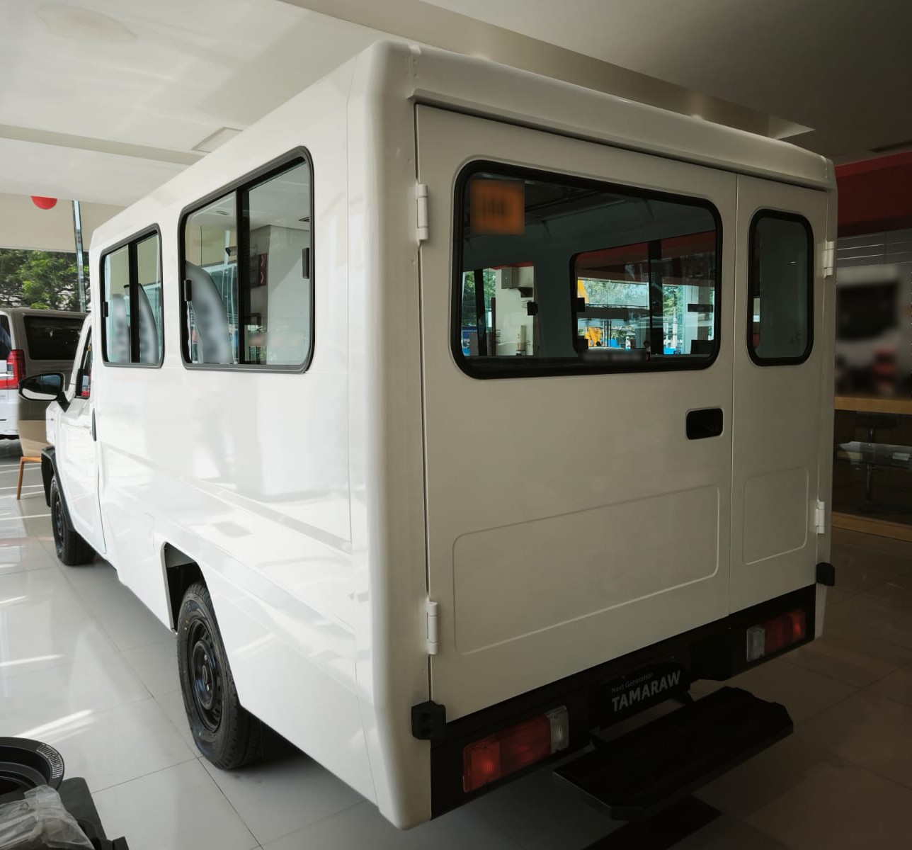 2026 TOYOTA TAMARAW VAN Utility Van DSL 2.4 2WD MT White image 5