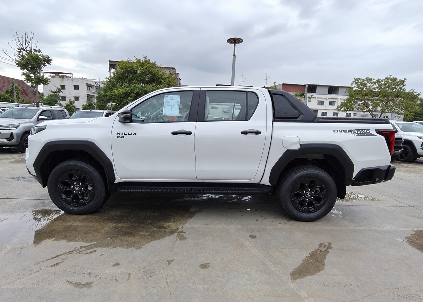 2026 TOYOTA HILUX TRAVO OVERLAND 2.8 2WD AT image 2