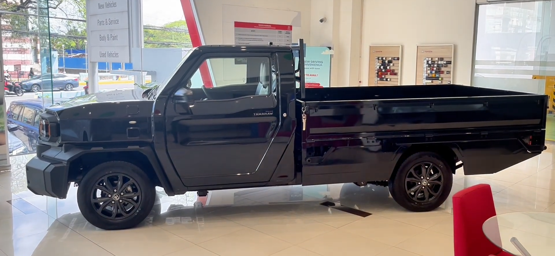 2027 TOYOTA TAMARAW SINGLE CAB GL Dropside DSL 2.4 2WD AT Black image 2