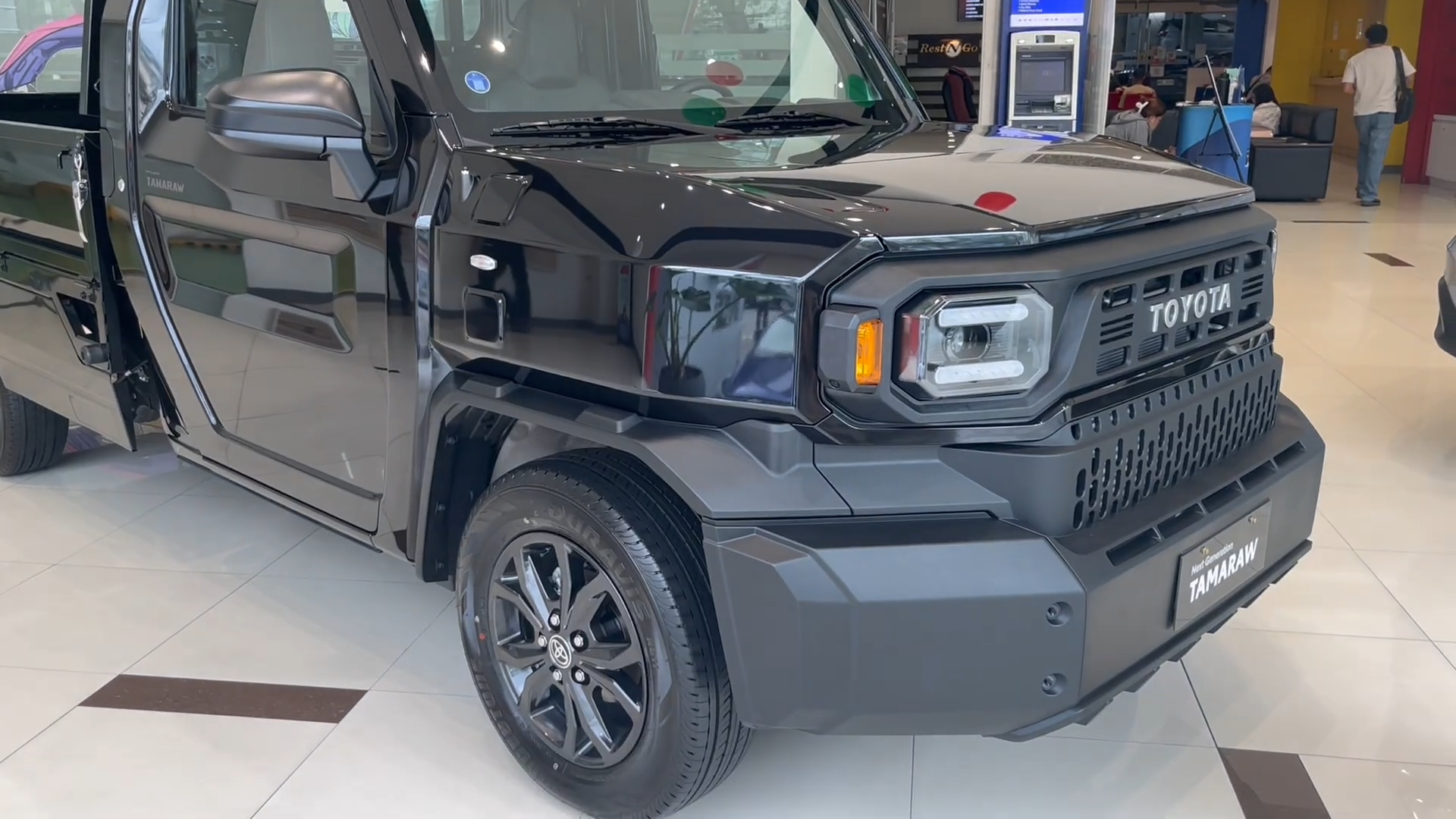 2027 TOYOTA TAMARAW SINGLE CAB GL Dropside DSL 2.4 2WD AT Black image 7