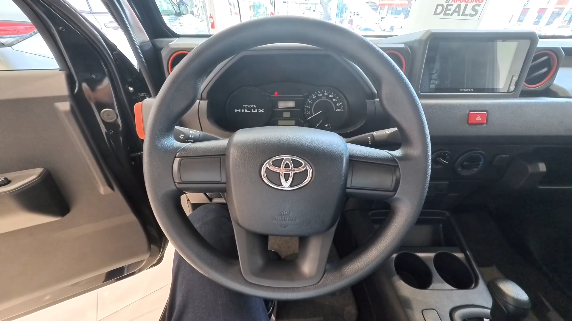2027 TOYOTA TAMARAW SINGLE CAB GL Dropside DSL 2.4 2WD AT Black image 17