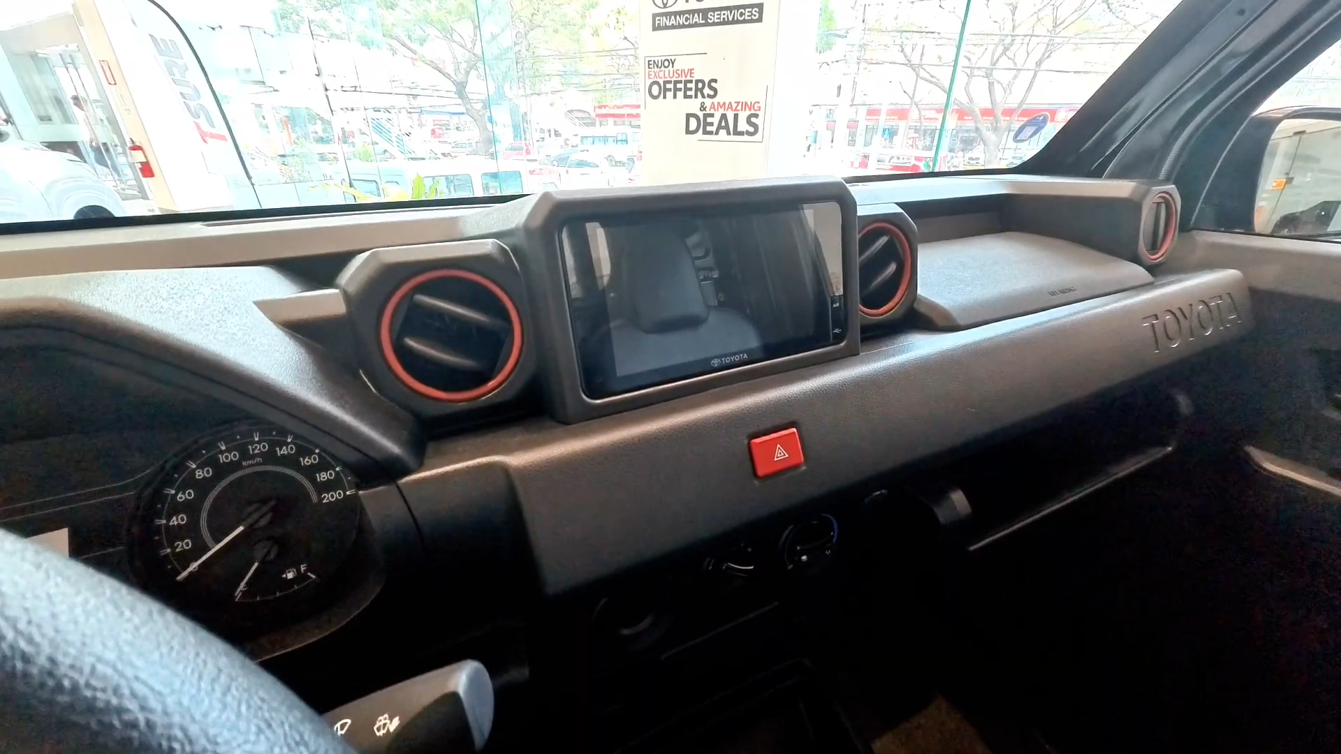 2027 TOYOTA TAMARAW SINGLE CAB GL Dropside DSL 2.4 2WD AT Black image 21