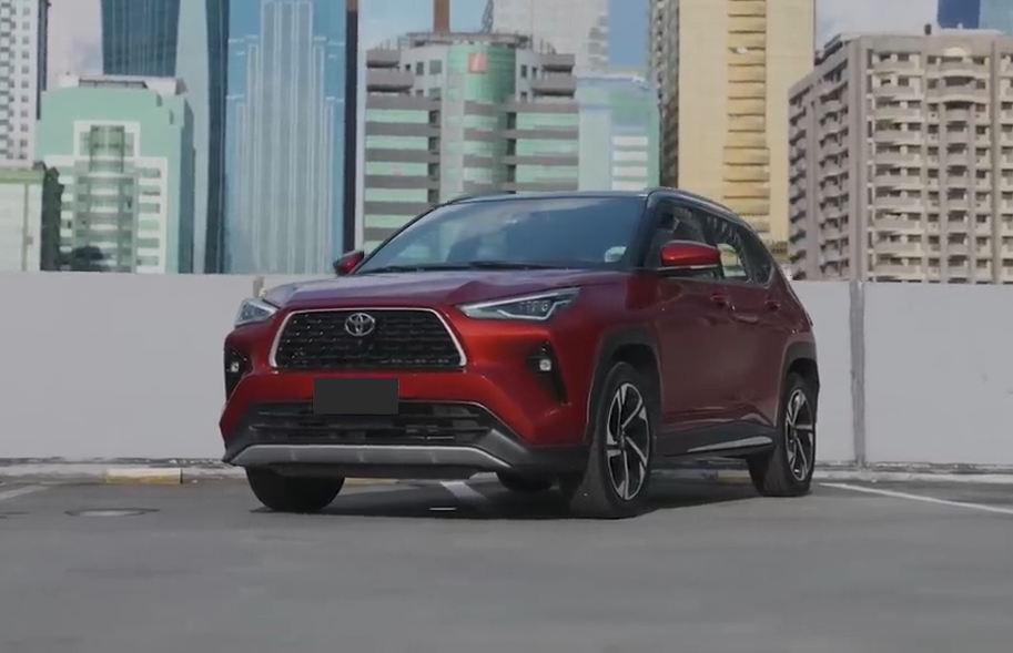 2027 TOYOTA YARIS CROSS SUV V 1.5 2WD CVT Red