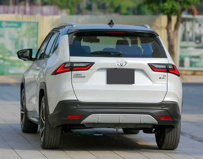 2027 TOYOTA YARIS CROSS SUV HEV 1.5 2WD CVT White image 2