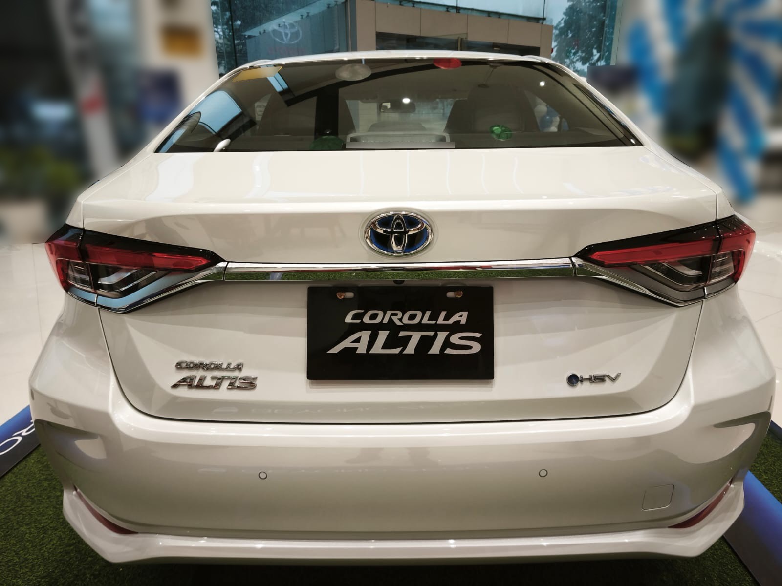 2027 TOYOTA COROLLA ALTIS SEDAN G HEV 1.8 2WD CVT White image 4