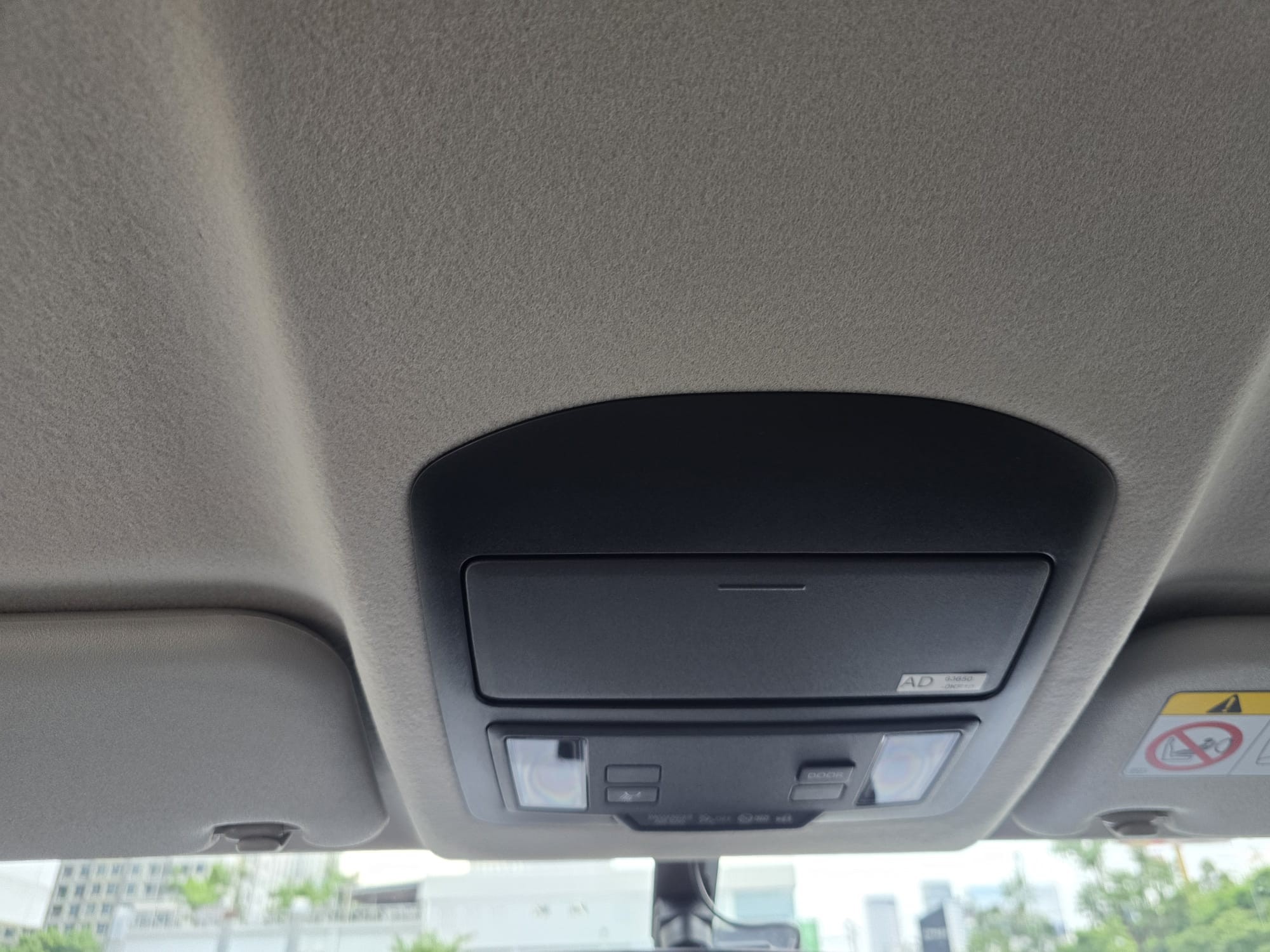 2027 TOYOTA HILUX DOUBLE CAB PRO 2.8 2WD AT White (Z-1385) image 37