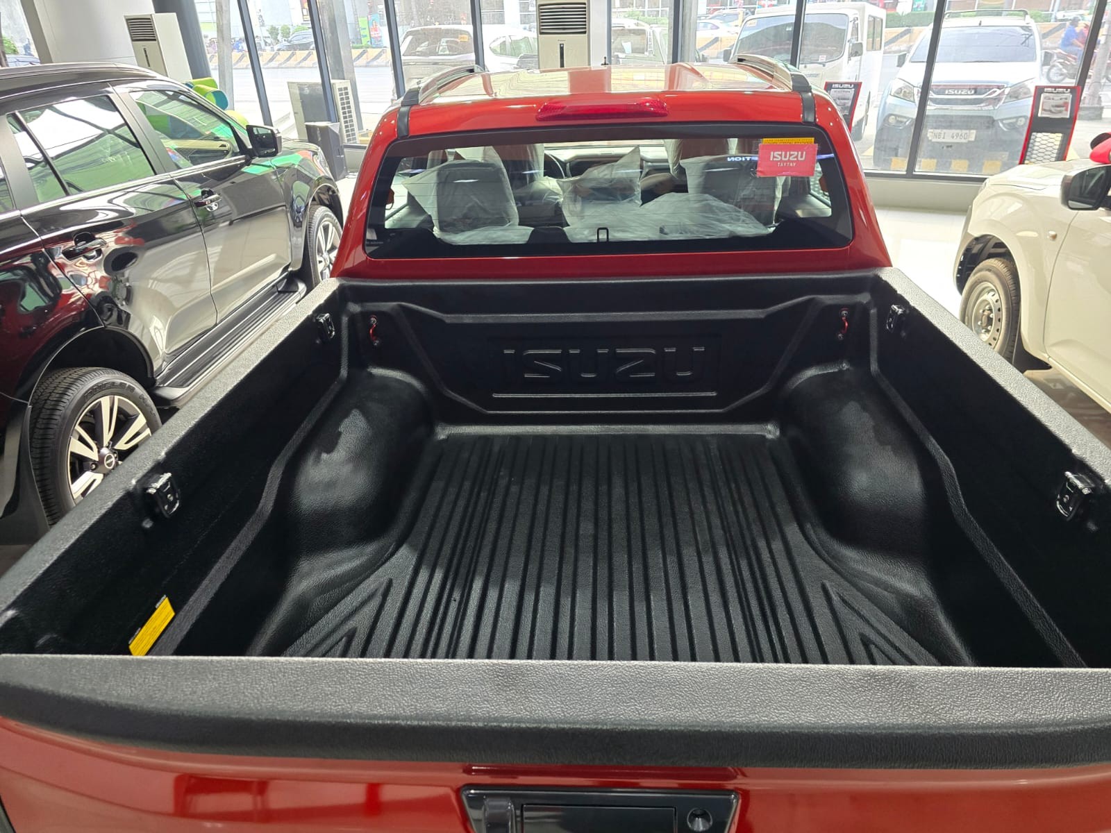 2027 ISUZU D-MAX DOUBLE CAB LS-A 3.0 2WD AT Red image 24
