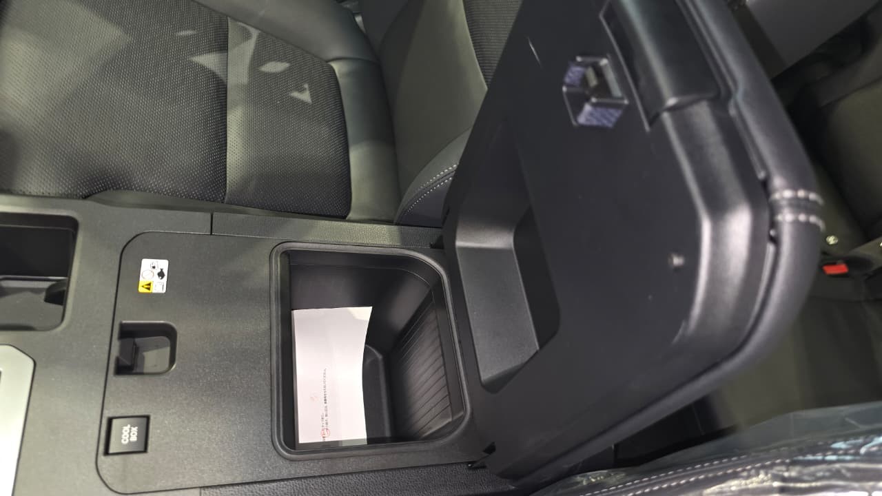 2027 TOYOTA LAND CRUISER PRADO SUV 2.4 4WD AT White (A-673) image 29