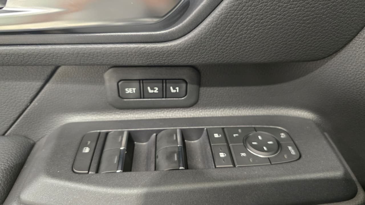 2027 TOYOTA LAND CRUISER PRADO SUV 2.4 4WD AT White (A-673) image 33