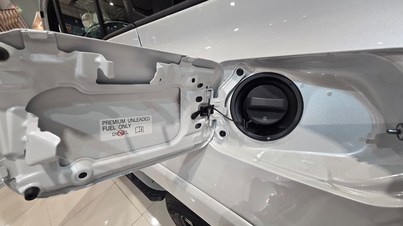 2027 TOYOTA LAND CRUISER PRADO SUV 2.4 4WD AT White (A-673) image 38
