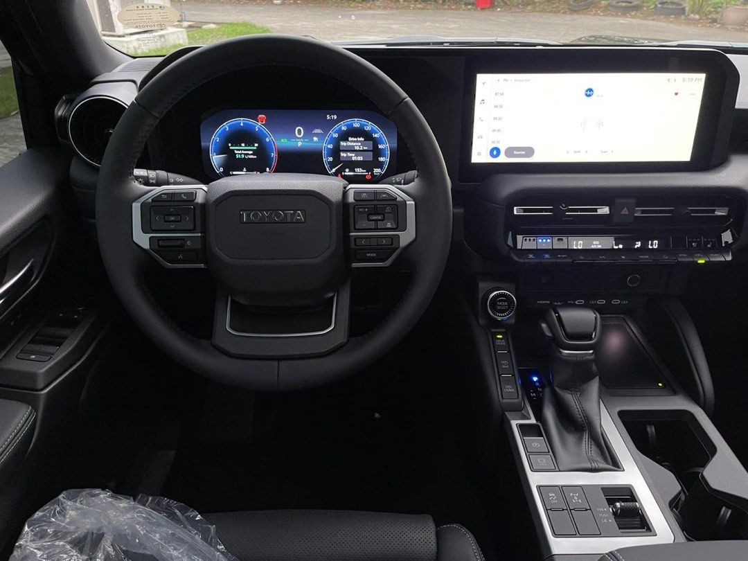 2027 TOYOTA LAND CRUISER PRADO SUV 2.4 4WD AT Black (A-0034) image 8
