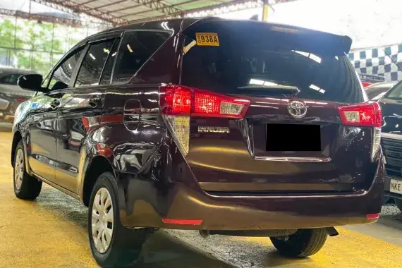 2027 TOYOTA INNOVA SUV XE 2.8 2WD AT Red image 3