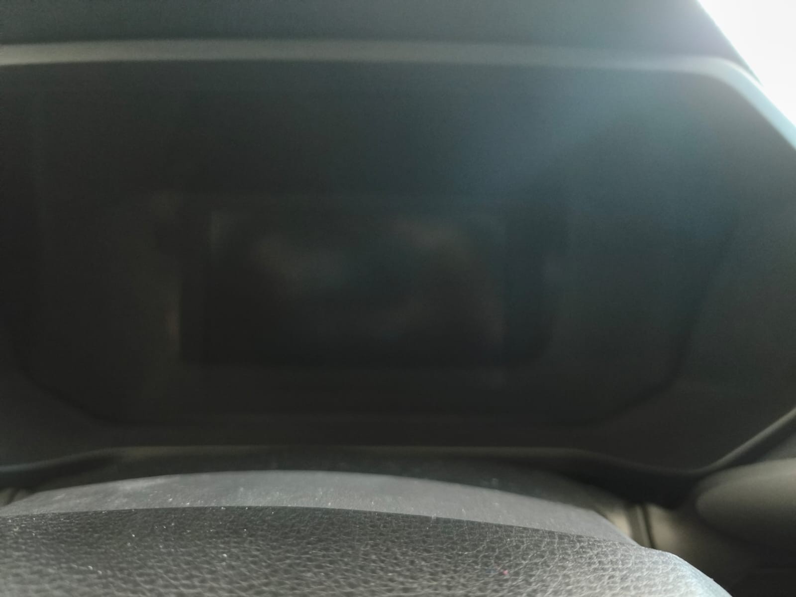 2026 TOYOTA HILUX DOUBLE CAB E 2.8 2WD AT White image 27