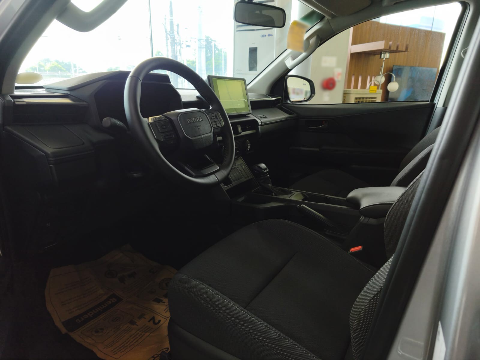 2026 TOYOTA HILUX DOUBLE CAB G 2.8 2WD AT Silver image 19