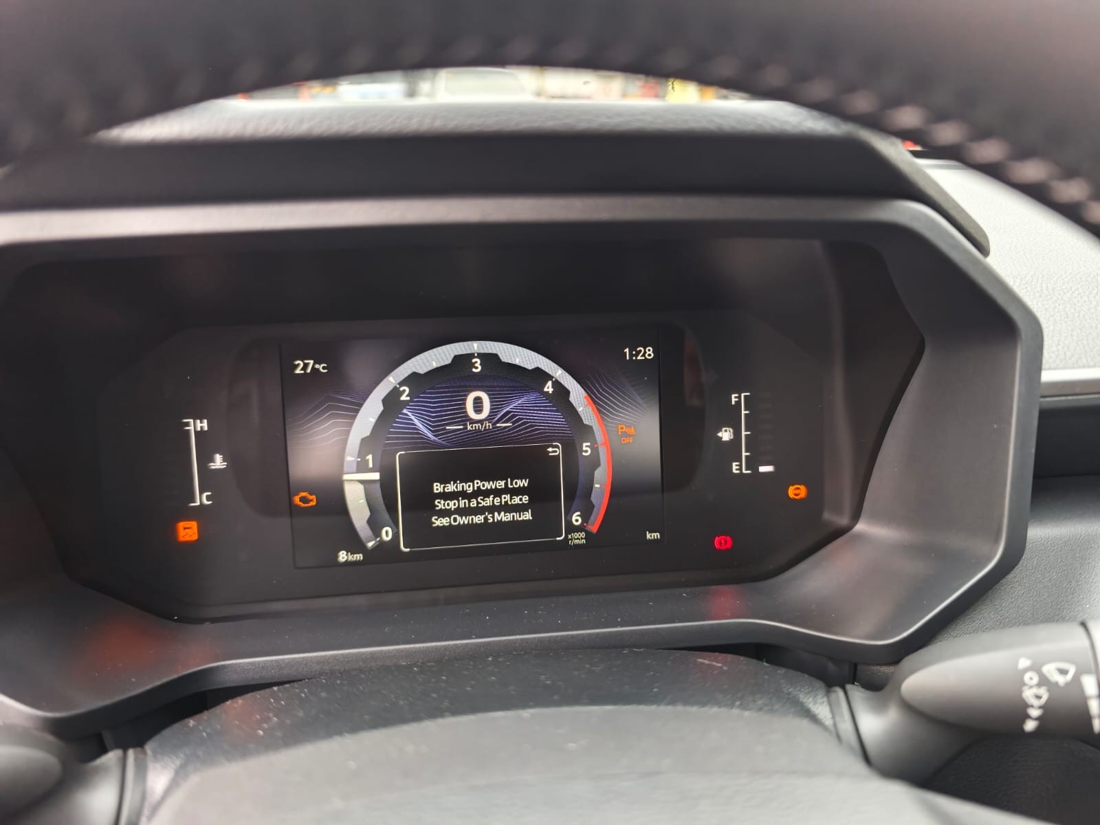 2026 TOYOTA HILUX DOUBLE CAB E 2.8 4WD MT Silver image 24
