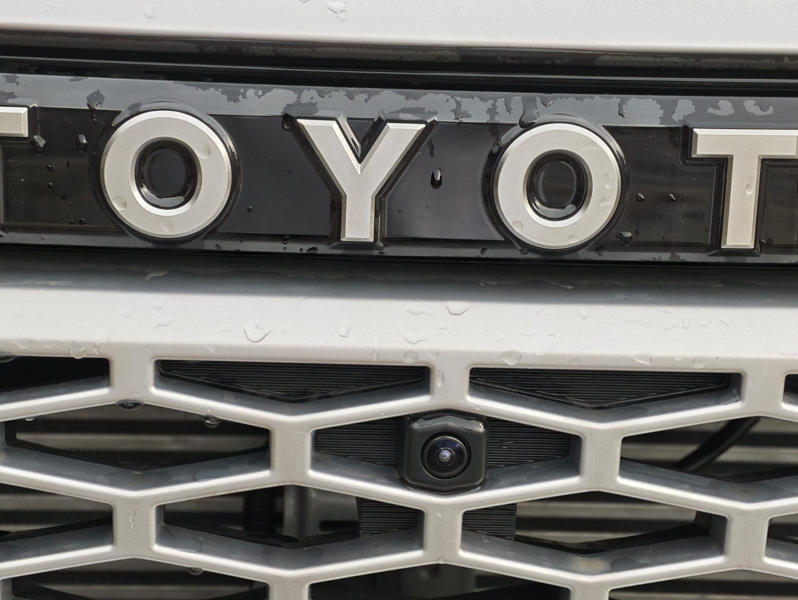 2026 TOYOTA HILUX DOUBLE CAB E 2.8 4WD MT Silver image 37
