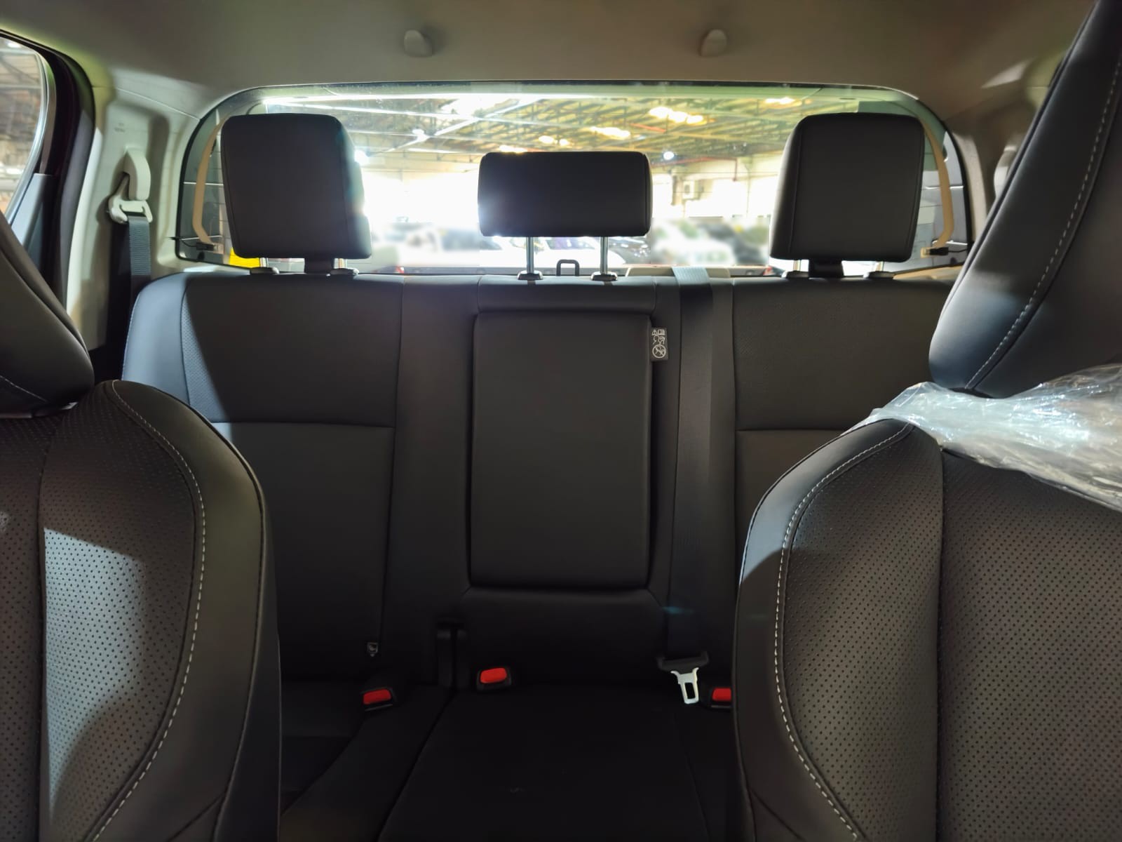 2026 TOYOTA HILUX DOUBLE CAB CONQUEST 2.8 4WD AT Red image 21