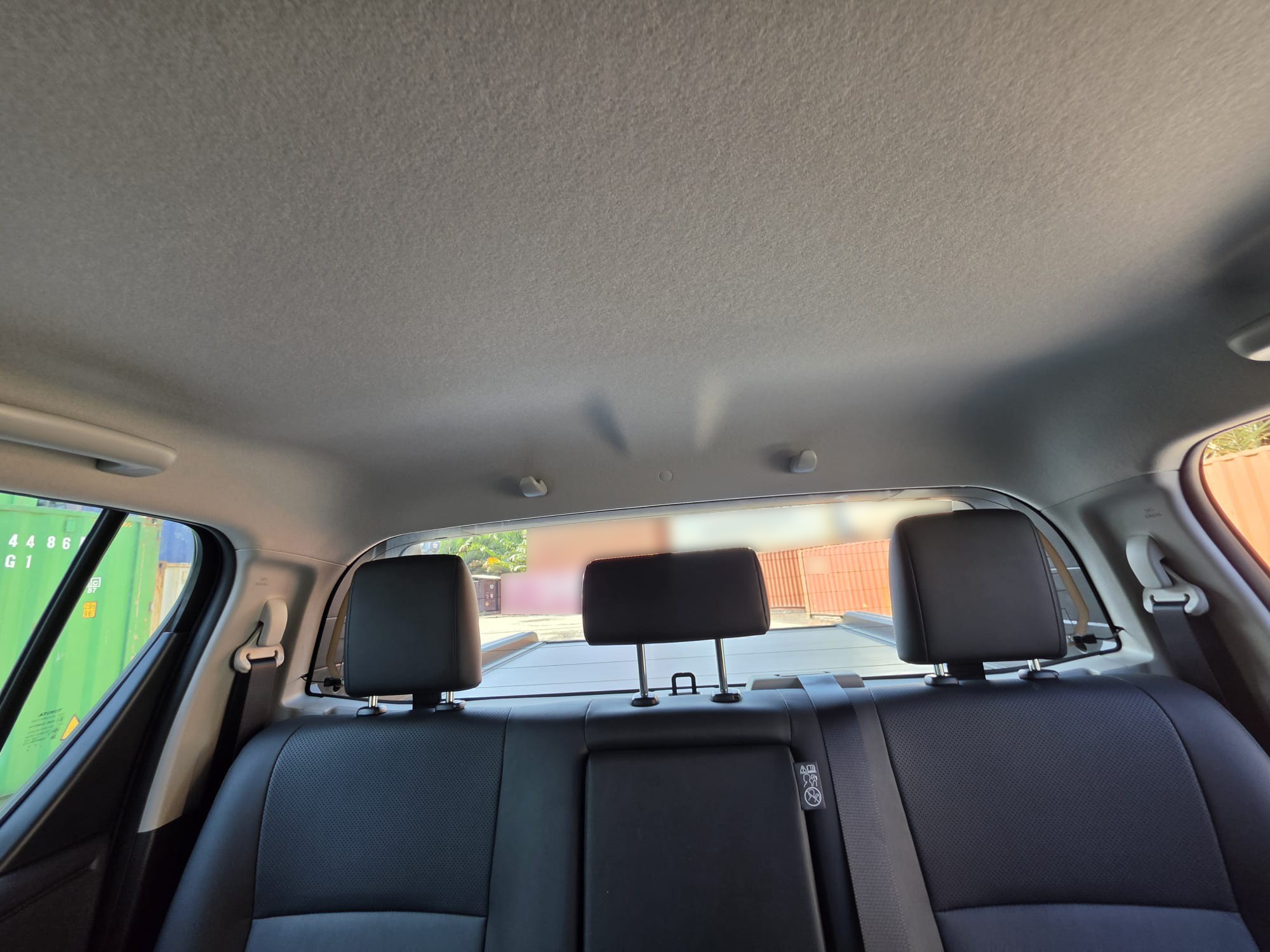 2026 TOYOTA HILUX DOUBLE CAB TRAILHUNTER 2.8 4WD AT Black image 28