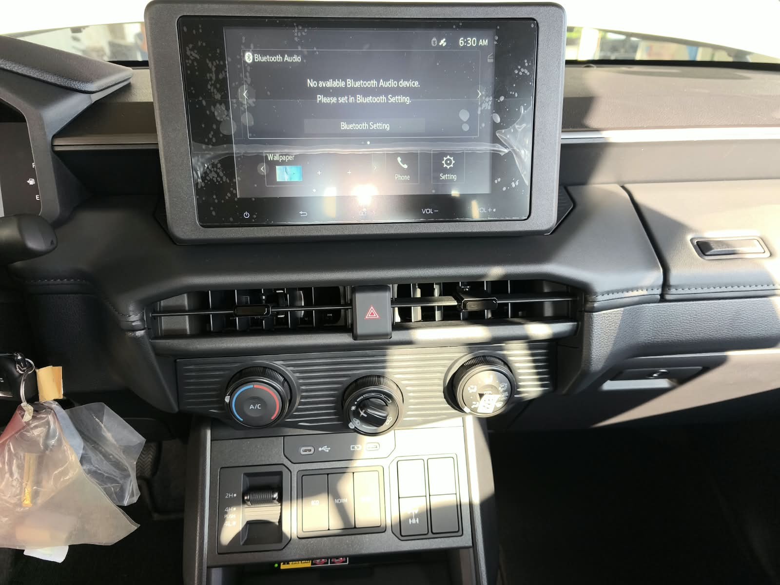2026 TOYOTA HILUX DOUBLE CAB E 2.8 4WD MT Silver image 24