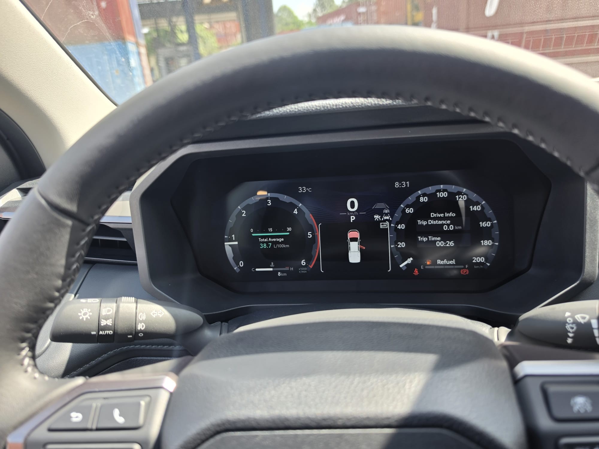 2026 TOYOTA HILUX DOUBLE CAB TRAILHUNTER 2.8 4WD AT White image 26