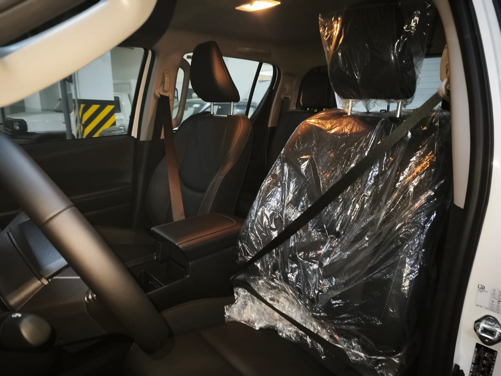2026 TOYOTA HILUX DOUBLE CAB CONQUEST 2.8 2WD AT White image 20