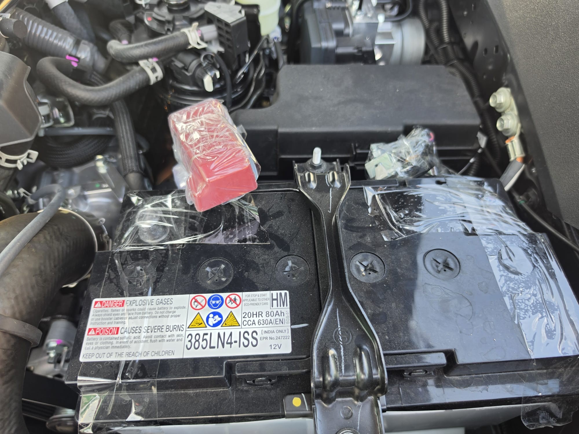 2026 TOYOTA HILUX DOUBLE CAB TRAILHUNTER 2.8 4WD AT Black image 35