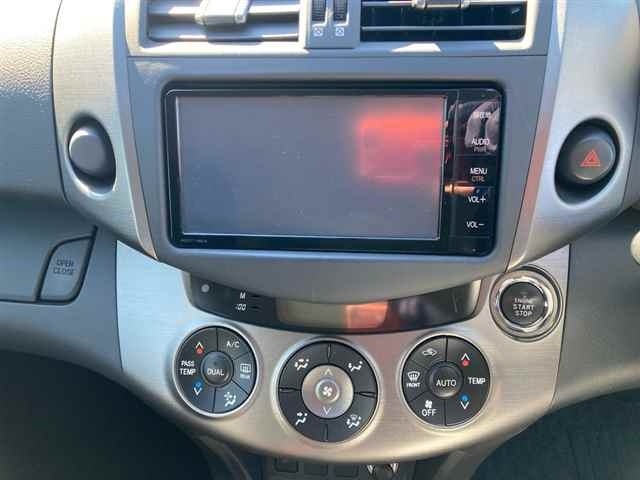 TOYOTA RAV4 image 5