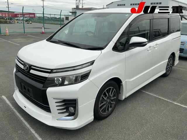 TOYOTA VOXY 2015 image 6