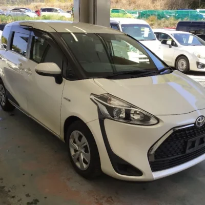 Buy Toyota Sienta Hybrid Funbase X 2020 at Affordable Price