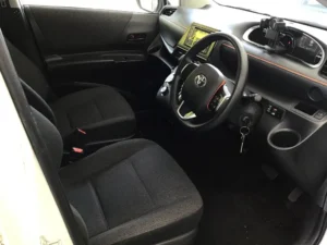 Source Toyota Sienta Funbase X 2020 with SBK