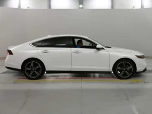 Buy Honda Accord e:HEV from Japan through SBK